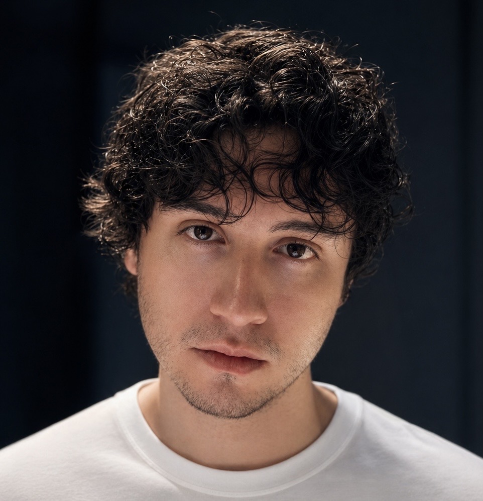 Carlos Villa